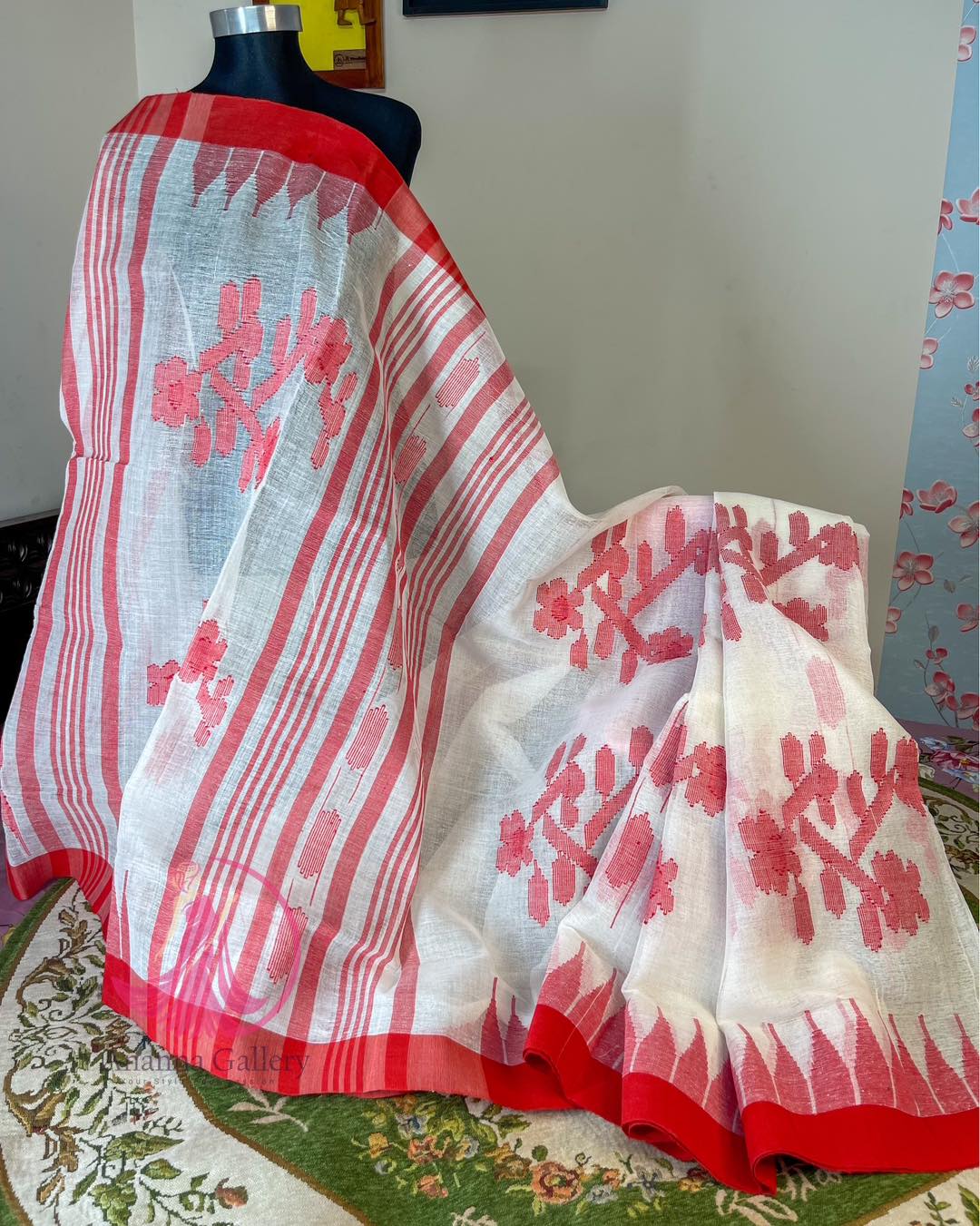 Red Radiance Monipuri Saree - Image 4